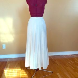 Pleated chiffon skirt